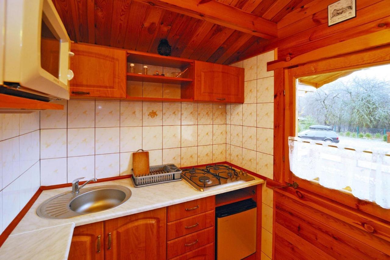 Holiday Home Close To The Lake Shore, Dabrowica Dabrowica  Eksteriør bilde